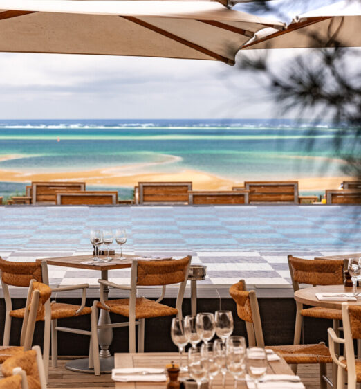 COORNICHE RESTAURANT 6